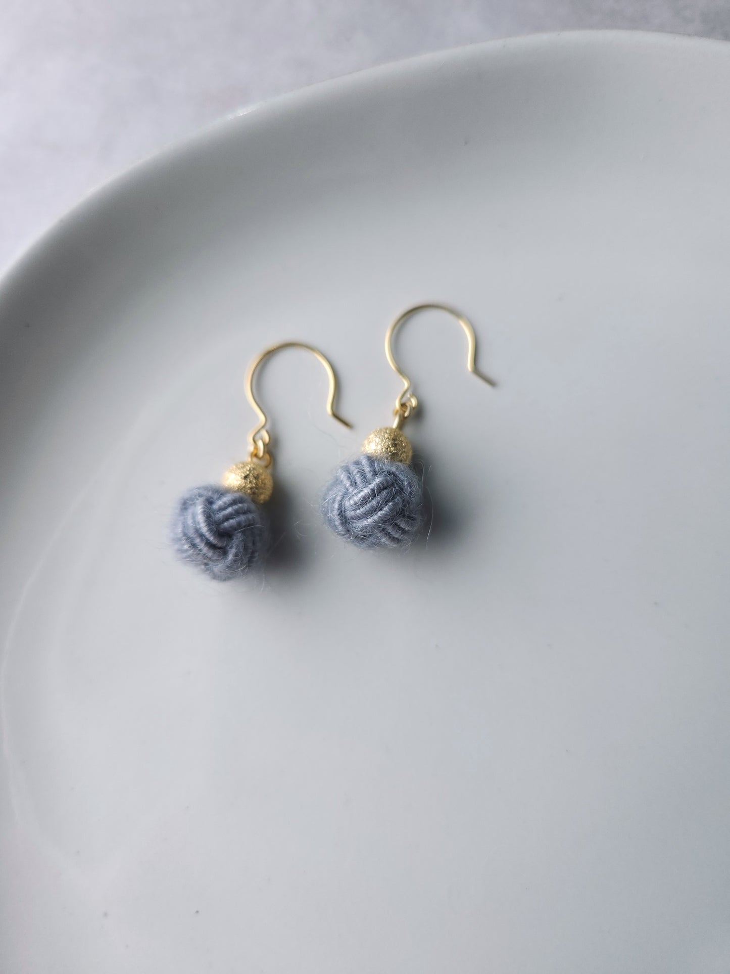 Pom Pom - Gray