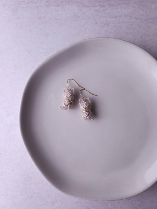 Fluffy Cat Earrings - Silver Gray