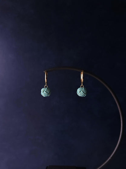 Huggie Drop - Turquoise Blue