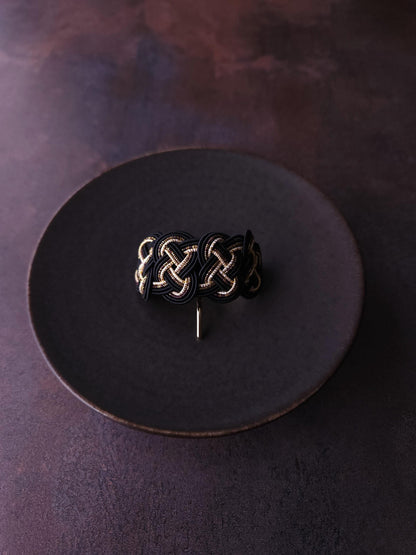 Pony Hook  - Black