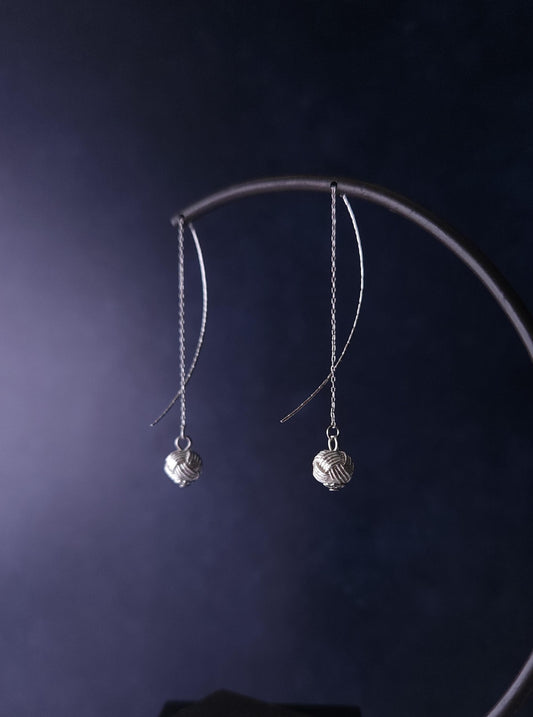 Threader - Metallic Silver